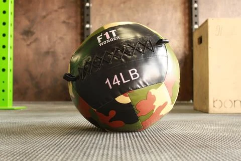 Fringe Sport Medicine Ball V3 Fringe Sport Medicine Ball V3 -Fitness Equip Promotion Store 36a1694bce9815b7e38a9dad05ad42e0 5d0a750fe209f