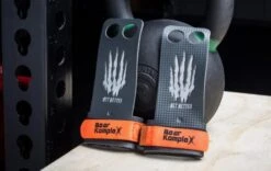 Bear Komplex 2 Hole Hand Grips – Carbon Fiber